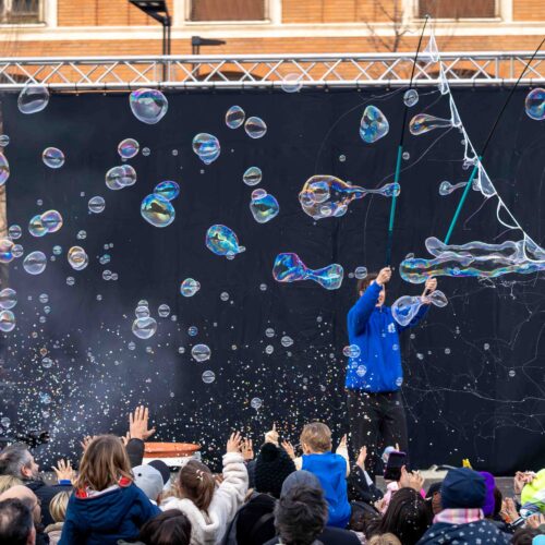 SPETTACOLI IN PIAZZA - IL DRAGO BLU