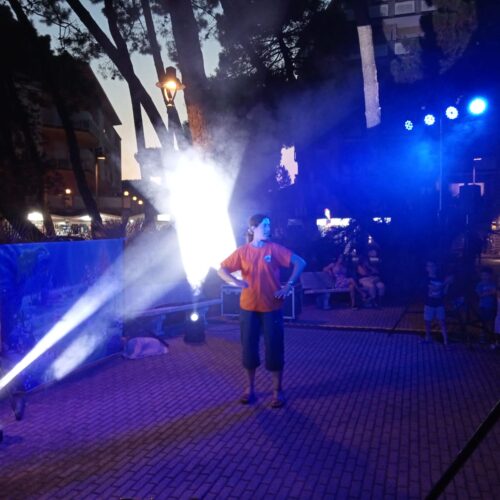 SPETTACOLI IN PIAZZA - IL DRAGO BLU